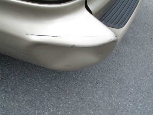 2003 Chrysler Town and Country Quad Coupe 3