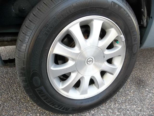 2003 Chrysler Town and Country H6 L.L. Bean