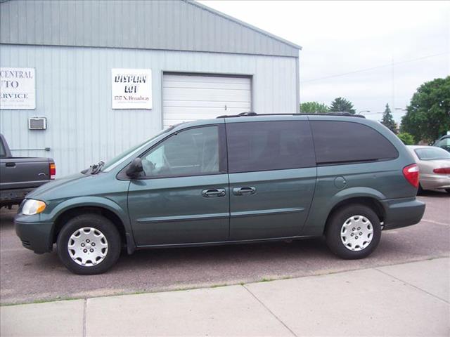2003 Chrysler Town and Country XL Crew Cab 4x4