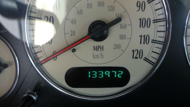 2003 Chrysler Town and Country Quad Coupe 3