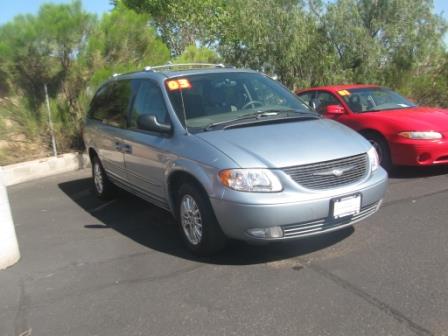 2003 Chrysler Town and Country SLT 25
