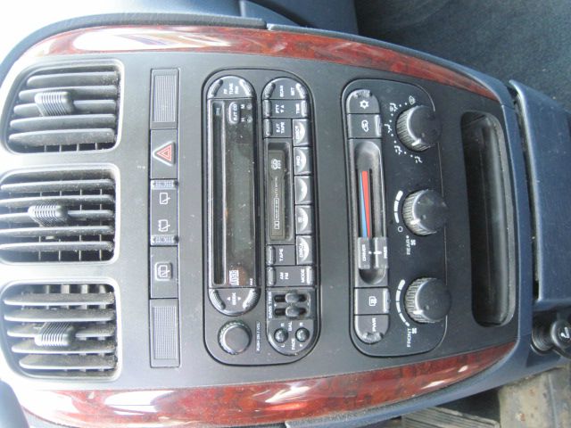 2003 Chrysler Town and Country Quad Coupe 3