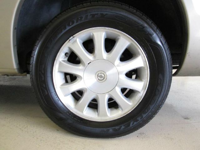 2003 Chrysler Town and Country Quad Coupe 3