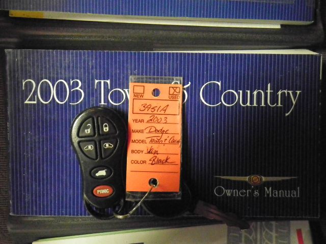 2003 Chrysler Town and Country Quad Coupe 3