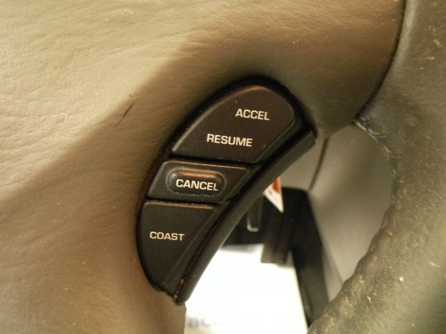 2003 Chrysler Town and Country Quad Coupe 3