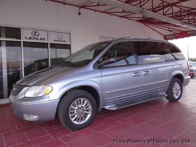 2003 Chrysler Town and Country A7X9