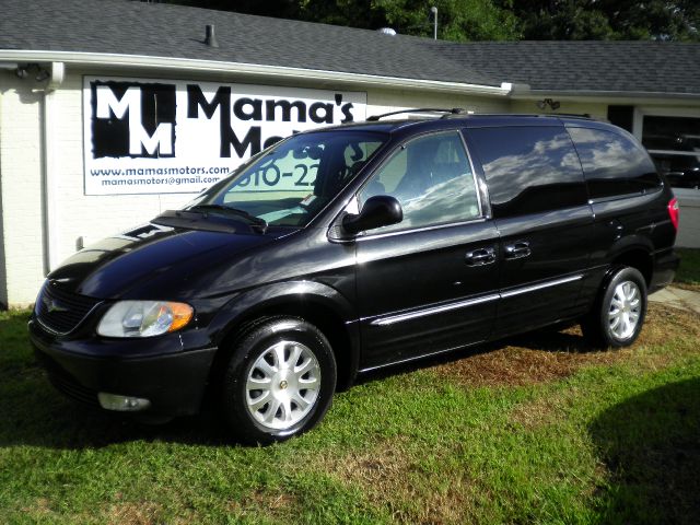2003 Chrysler Town and Country Quad Coupe 3