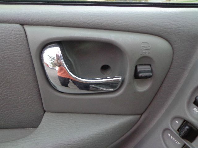 2004 Chrysler Town and Country 3.5