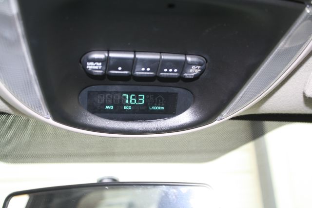 2004 Chrysler Town and Country Elk Conversion Van