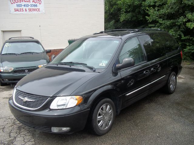 2004 Chrysler Town and Country 3.5