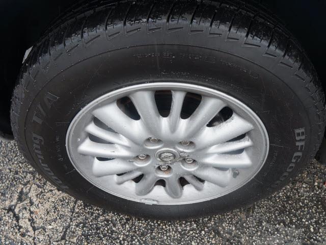 2004 Chrysler Town and Country 3.5