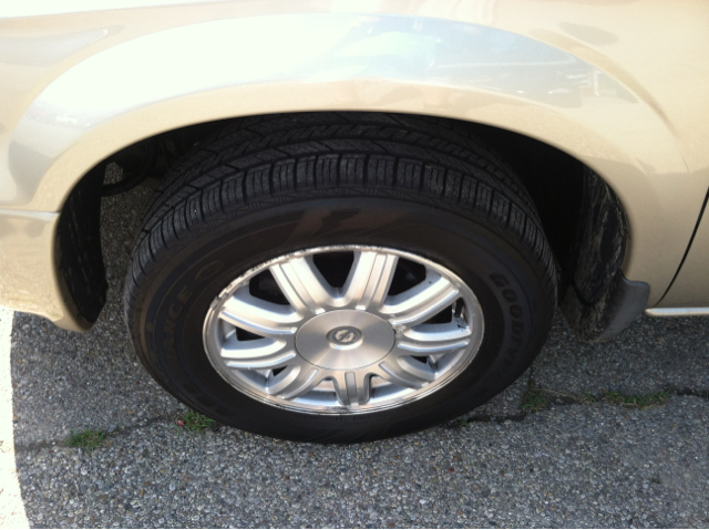 2005 Chrysler Town and Country Elk Conversion Van