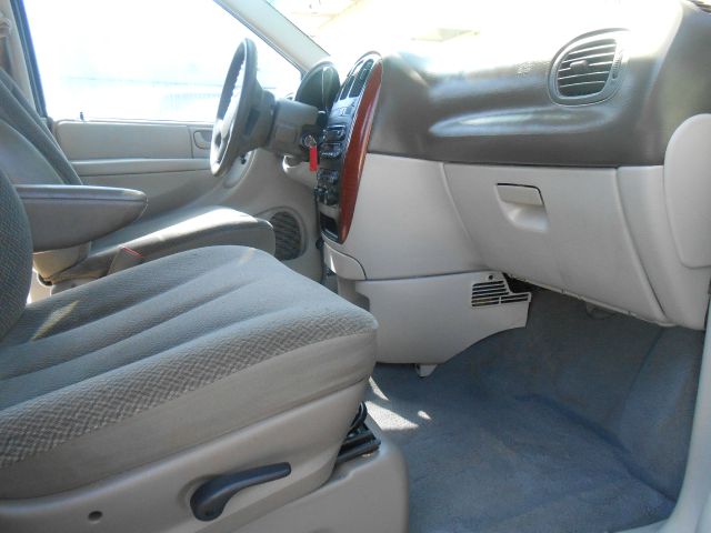 2005 Chrysler Town and Country Elk Conversion Van
