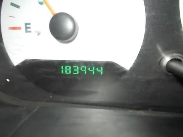 2005 Chrysler Town and Country Base