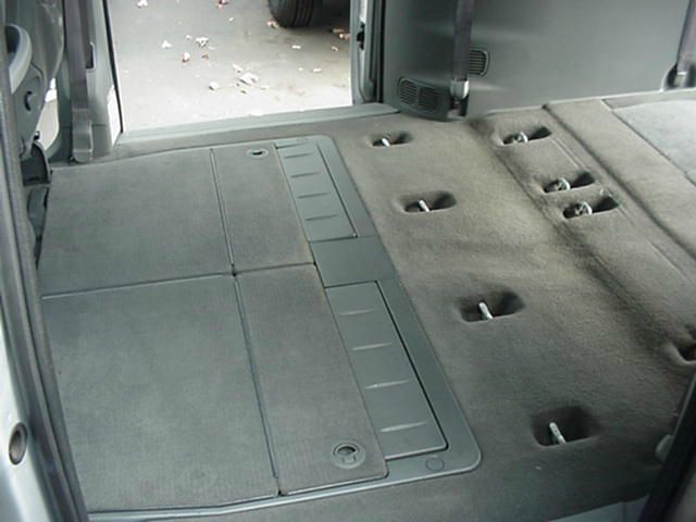 2005 Chrysler Town and Country 3.5