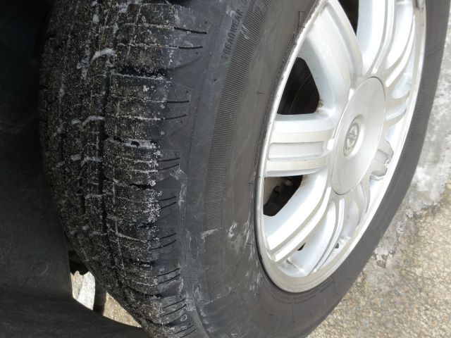 2005 Chrysler Town and Country 3.5