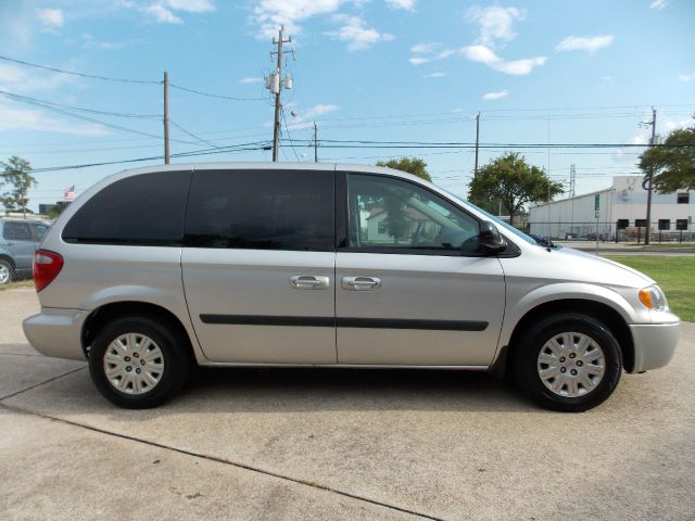 2005 Chrysler Town and Country Elk Conversion Van