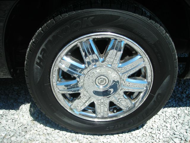 2005 Chrysler Town and Country SLT 25