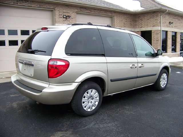 2005 Chrysler Town and Country Elk Conversion Van