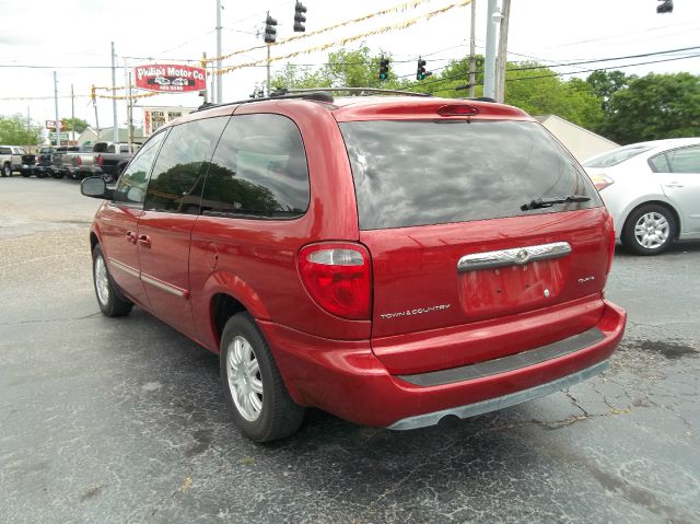 2005 Chrysler Town and Country 3.5
