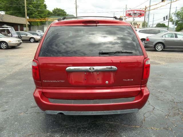2005 Chrysler Town and Country 3.5