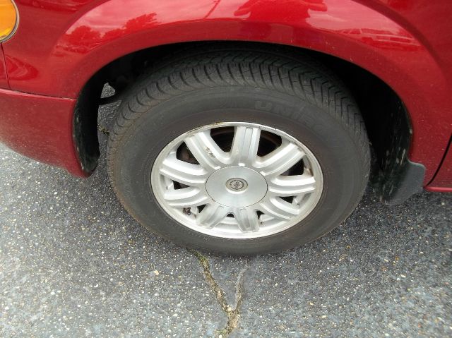 2005 Chrysler Town and Country 3.5