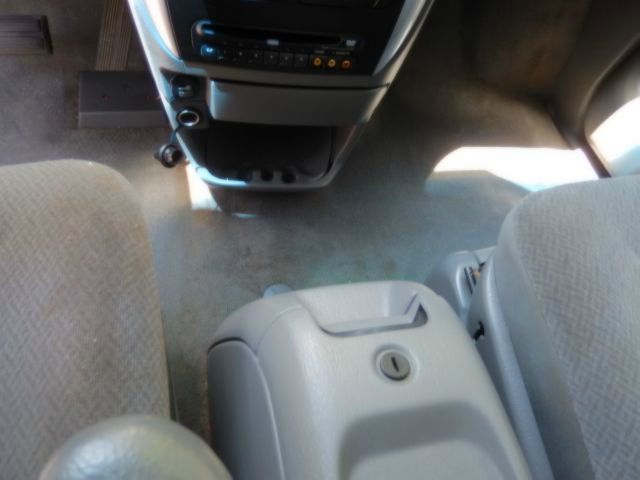 2005 Chrysler Town and Country 3.5