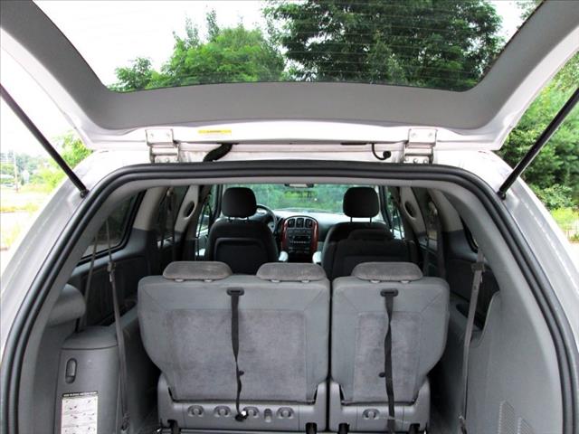 2005 Chrysler Town and Country LX - Stow-n-go