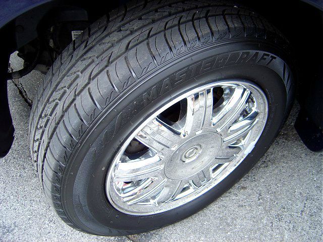 2005 Chrysler Town and Country SLT 25