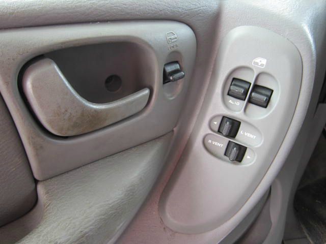 2005 Chrysler Town and Country Ext Cab 125.9 WB 4WD