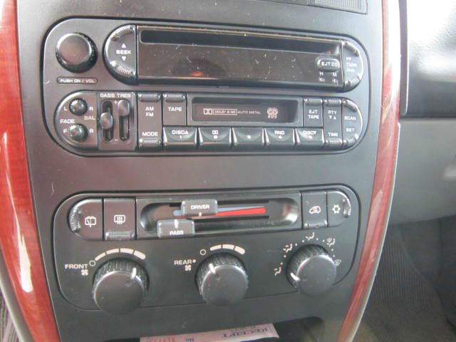 2005 Chrysler Town and Country Ext Cab 125.9 WB 4WD