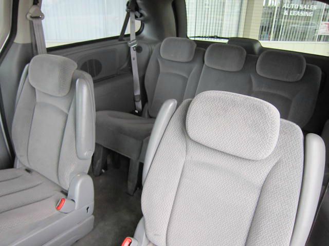 2005 Chrysler Town and Country Ext Cab 125.9 WB 4WD