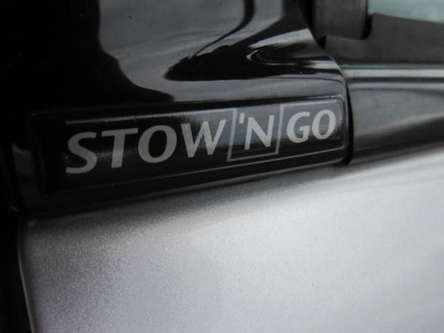 2005 Chrysler Town and Country Ext Cab 125.9 WB 4WD