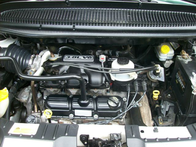 2006 Chrysler Town and Country 3.5