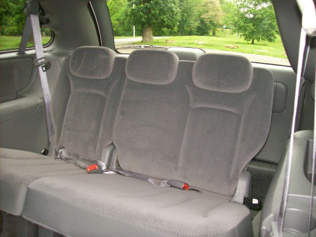 2006 Chrysler Town and Country 3.5