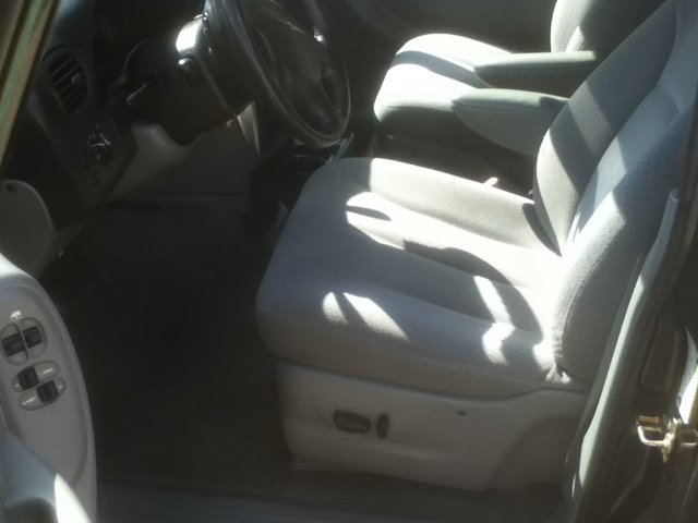 2006 Chrysler Town and Country 3.5