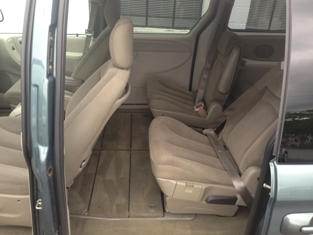 2006 Chrysler Town and Country 3.5