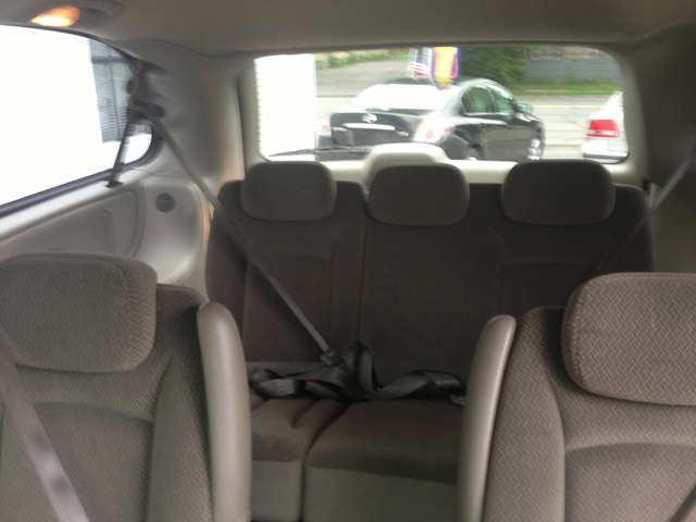 2006 Chrysler Town and Country 3.5