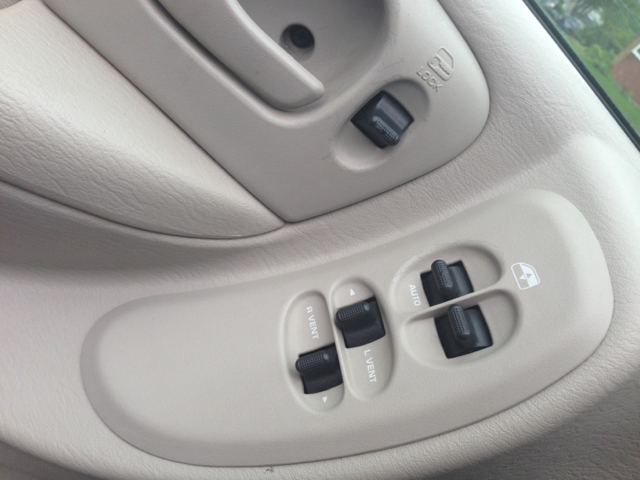 2006 Chrysler Town and Country 3.5