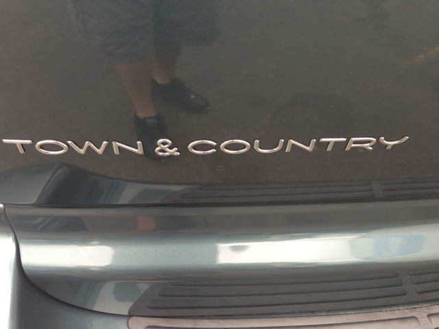 2006 Chrysler Town and Country 3.5