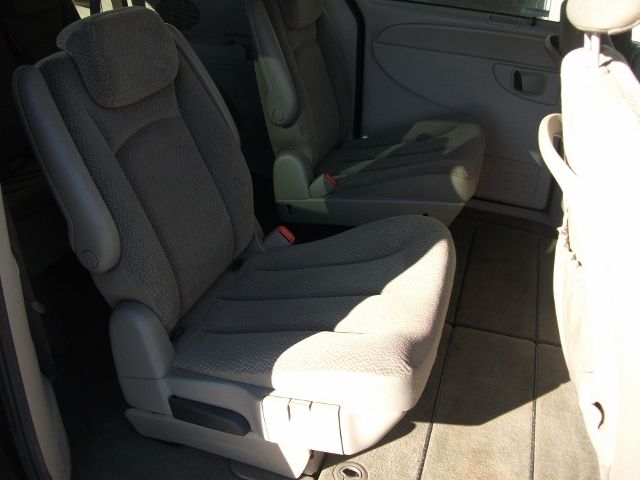 2006 Chrysler Town and Country 3.5