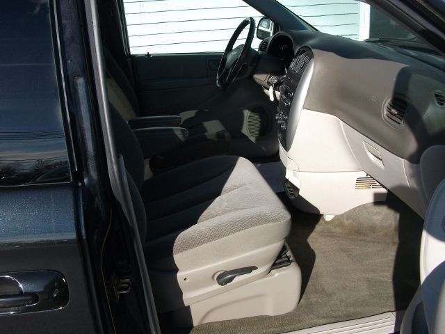 2006 Chrysler Town and Country 3.5