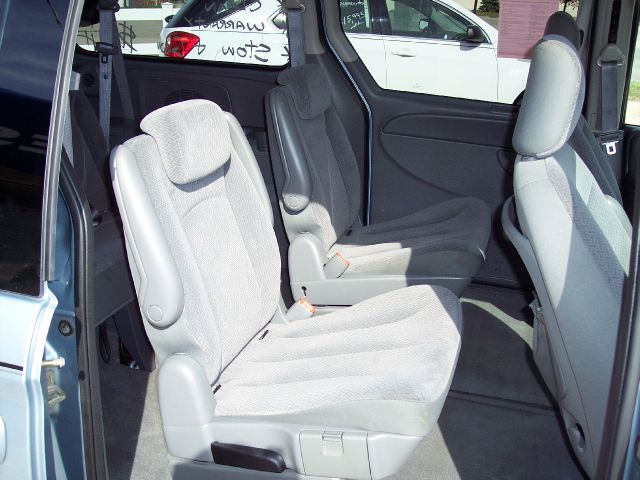 2006 Chrysler Town and Country 3.5