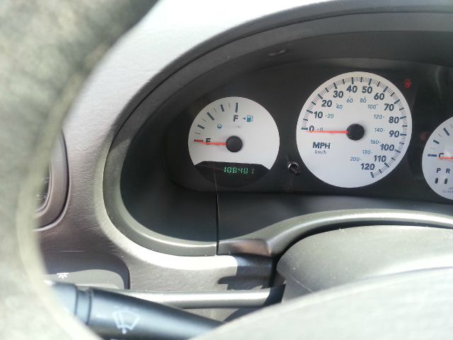 2006 Chrysler Town and Country Base