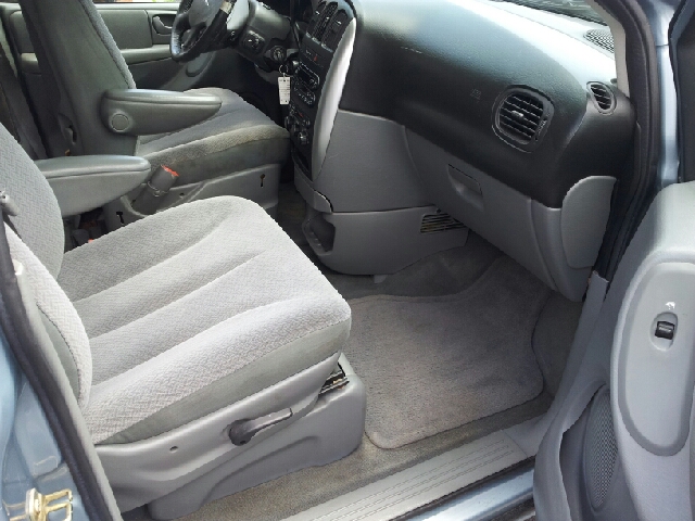 2006 Chrysler Town and Country 3.5