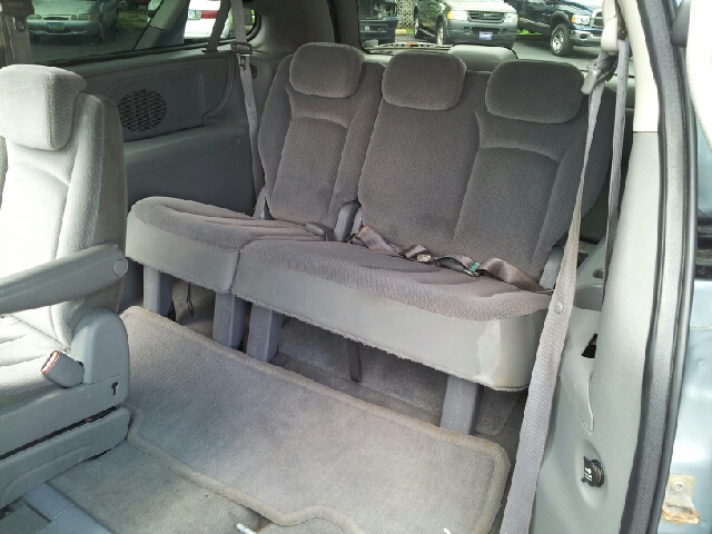 2006 Chrysler Town and Country 3.5