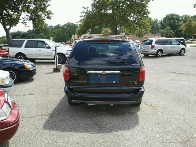 2006 Chrysler Town and Country 3.5