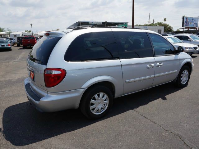 2006 Chrysler Town and Country 3.5