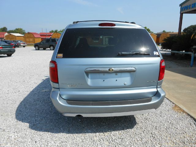 2006 Chrysler Town and Country 3.5