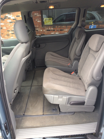 2006 Chrysler Town and Country 3.5